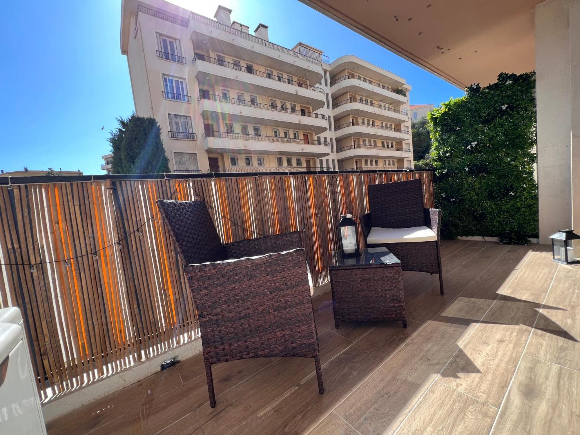 Les Arenes - Cannes Centre, Charmant 2 Pieces Recemment Renove De 45 M2 Avec Sa Terrasse De 10 M2 Ngoại thất bức ảnh
